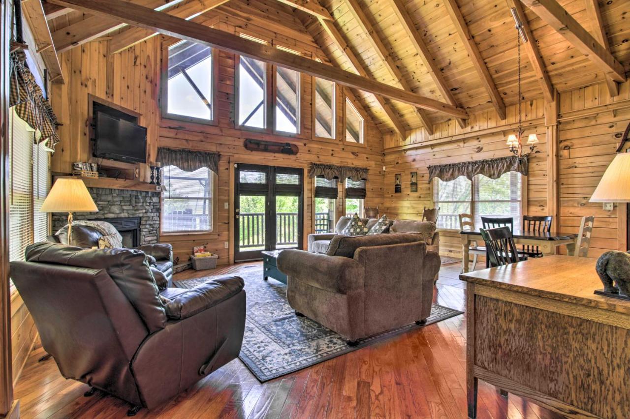 Idyllic Sevierville Cabin Deck And Smoky Mtn View! Kültér fotó