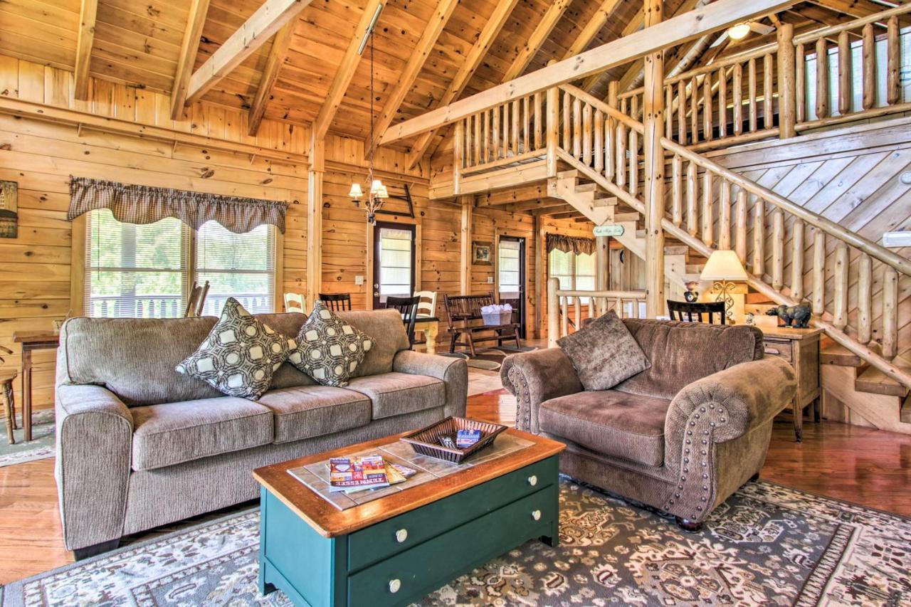 Idyllic Sevierville Cabin Deck And Smoky Mtn View! Kültér fotó